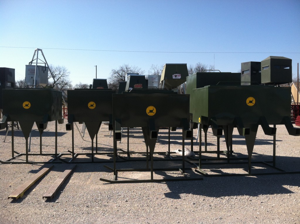 Selecting a Deer Feeder J & N Feed and Seed